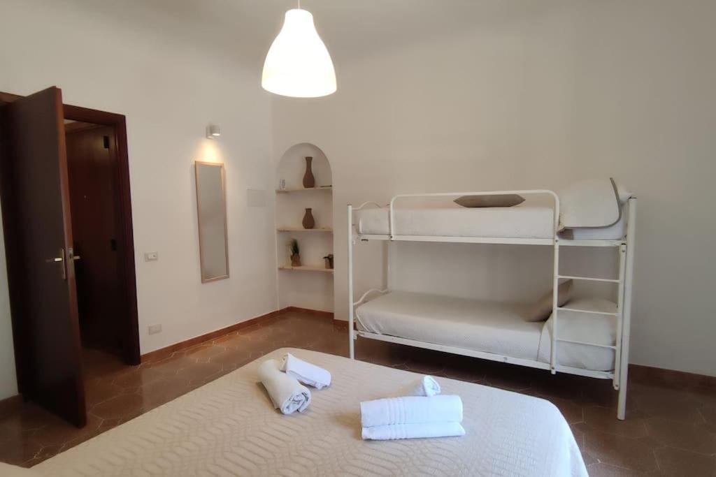 Casa Vacanze U Curtigghiu Cefalù Kültér fotó